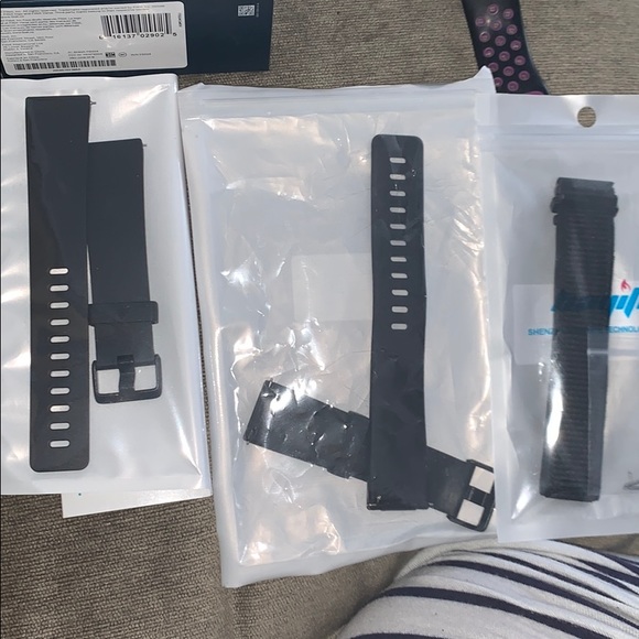 FitBit Versa - Picture 4 of 7